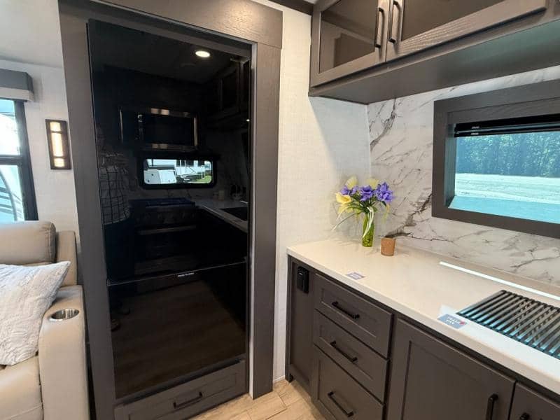 2026 Forest River 2026 Forest River Flagstaff Classic - thumbnail 15