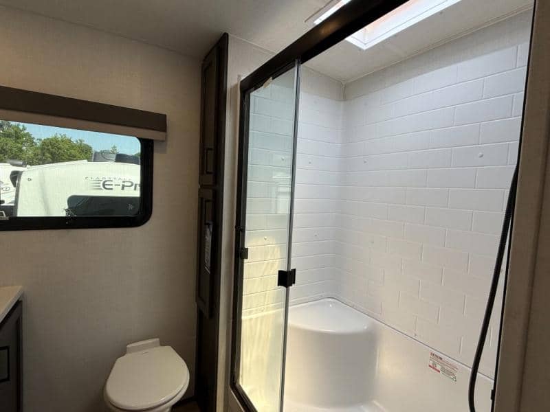 2026 Forest River 2026 Forest River Flagstaff Classic - thumbnail 25