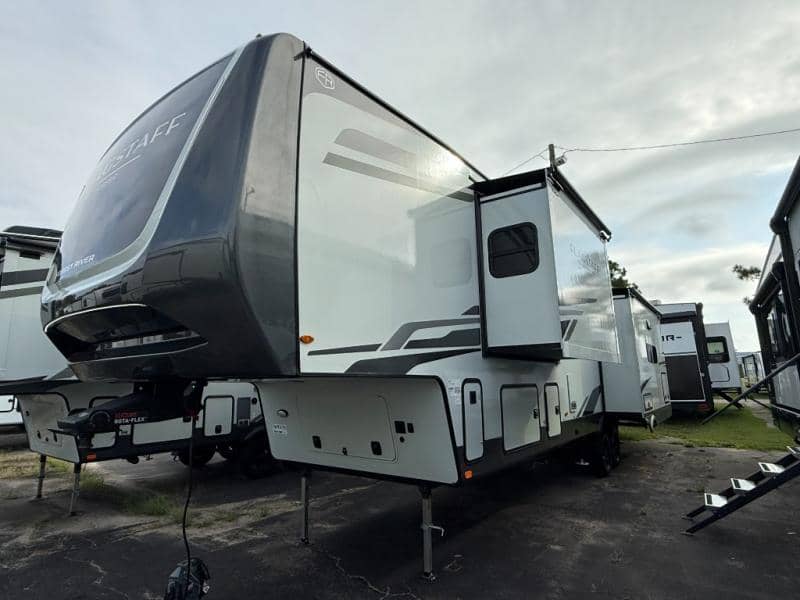 2026 Forest River 2026 Forest River Flagstaff Classic - thumbnail 4