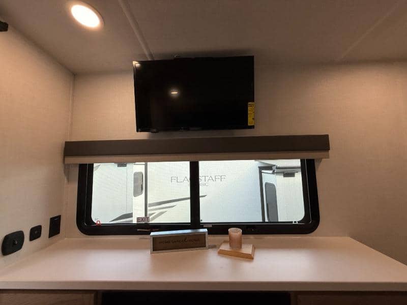 2026 Forest River 2026 Forest River Flagstaff Classic - thumbnail 33