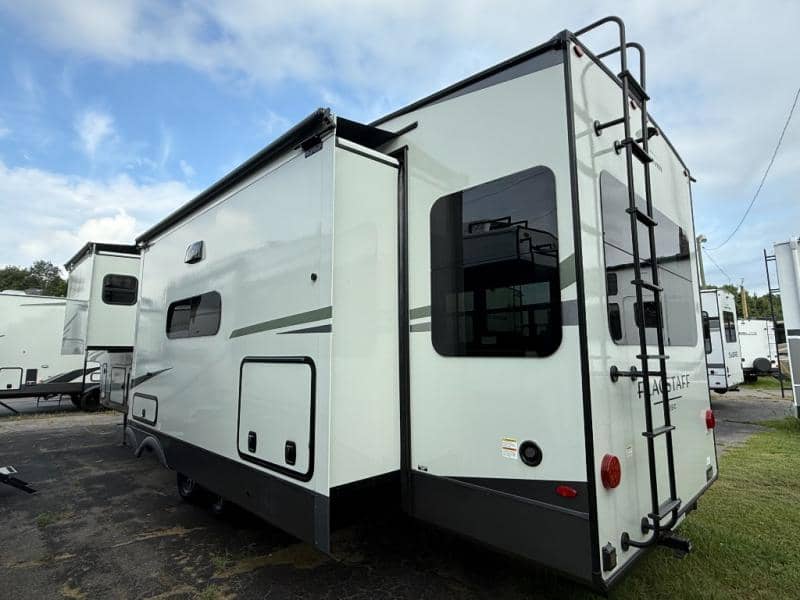 2026 Forest River 2026 Forest River Flagstaff Classic - thumbnail 43