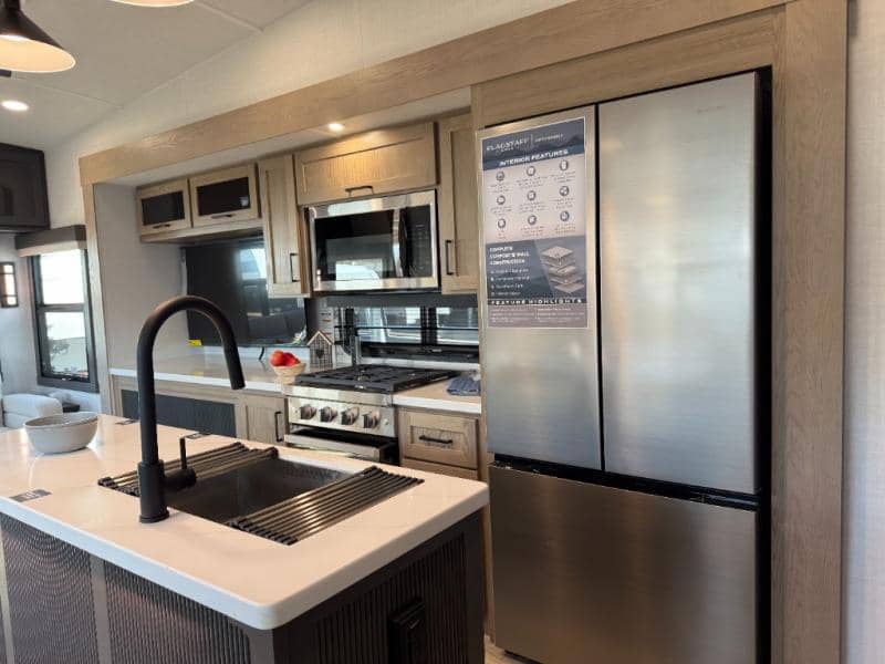 2026 Forest River 2026 Forest River Flagstaff Classic - thumbnail 9