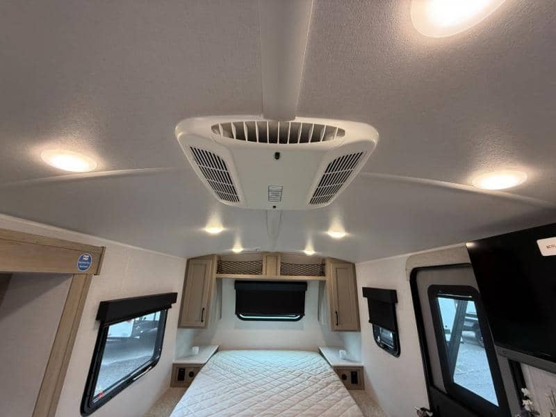 2025 Forest River 2025 Forest River Flagstaff E-Pro - thumbnail 16