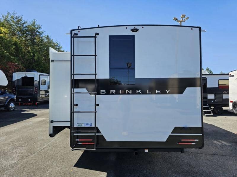 2026 Brinkley RV 2026 Brinkley RV Model IX - thumbnail 6