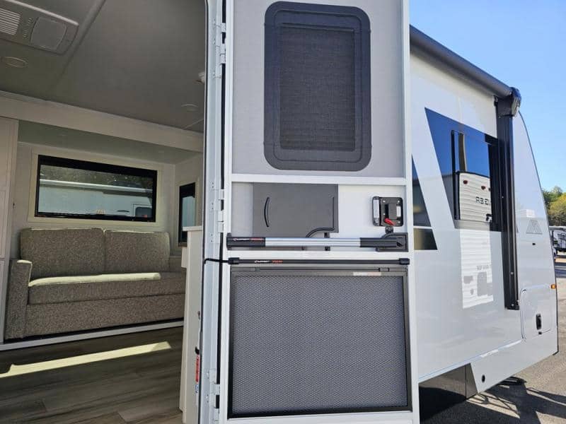 2026 Brinkley RV 2026 Brinkley RV Model IX - thumbnail 12