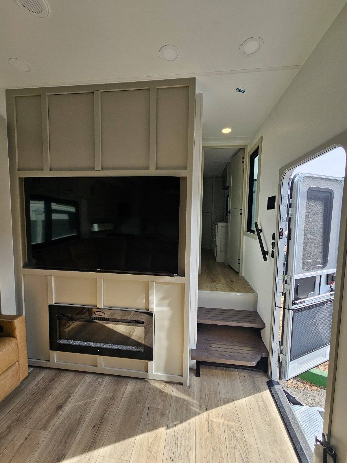 2026 Brinkley RV 2026 Brinkley RV Model G - thumbnail 6