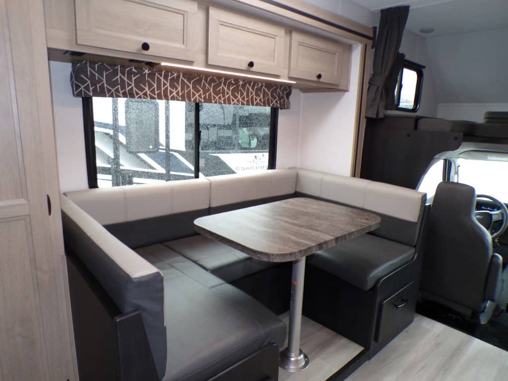 2025 Forest River 2025 Forest River Sunseeker - thumbnail 29