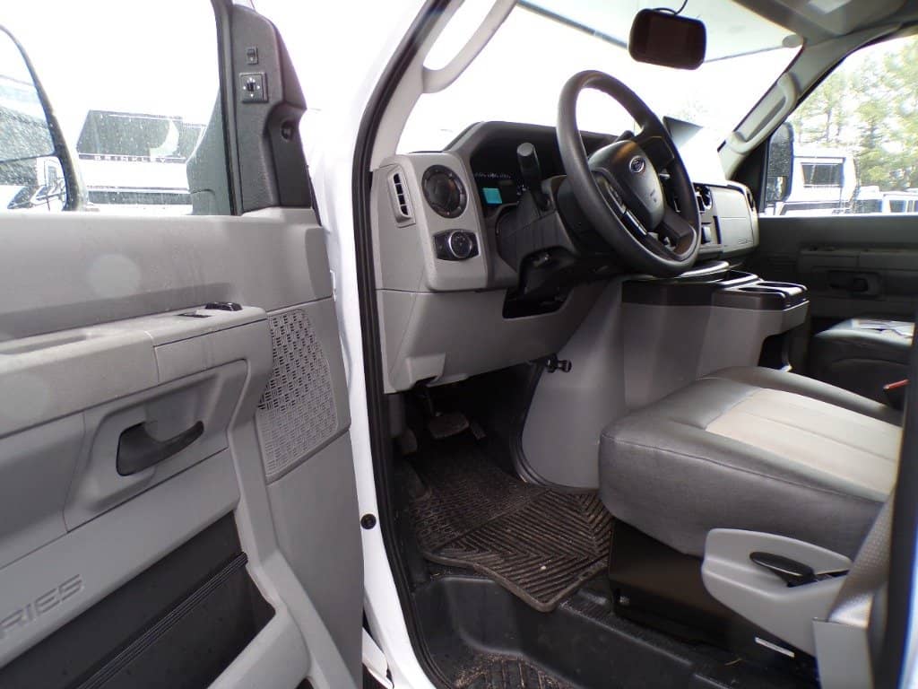 2025 Forest River 2025 Forest River Sunseeker - thumbnail 19