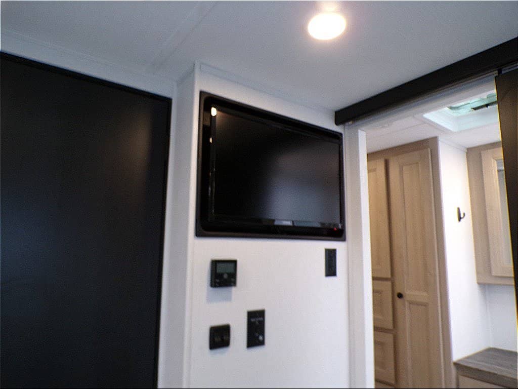 2025 Forest River 2025 Forest River Sunseeker - thumbnail 55