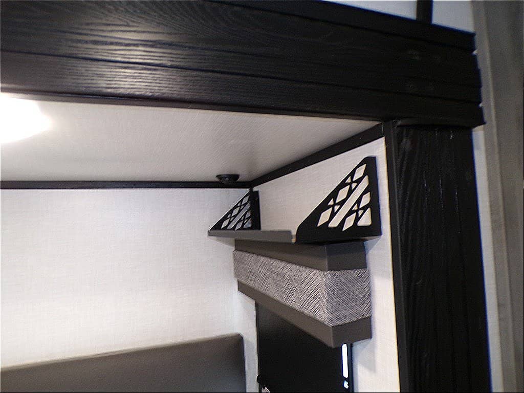 2023 Z  2023 Z  KZ RV Durango - thumbnail 51