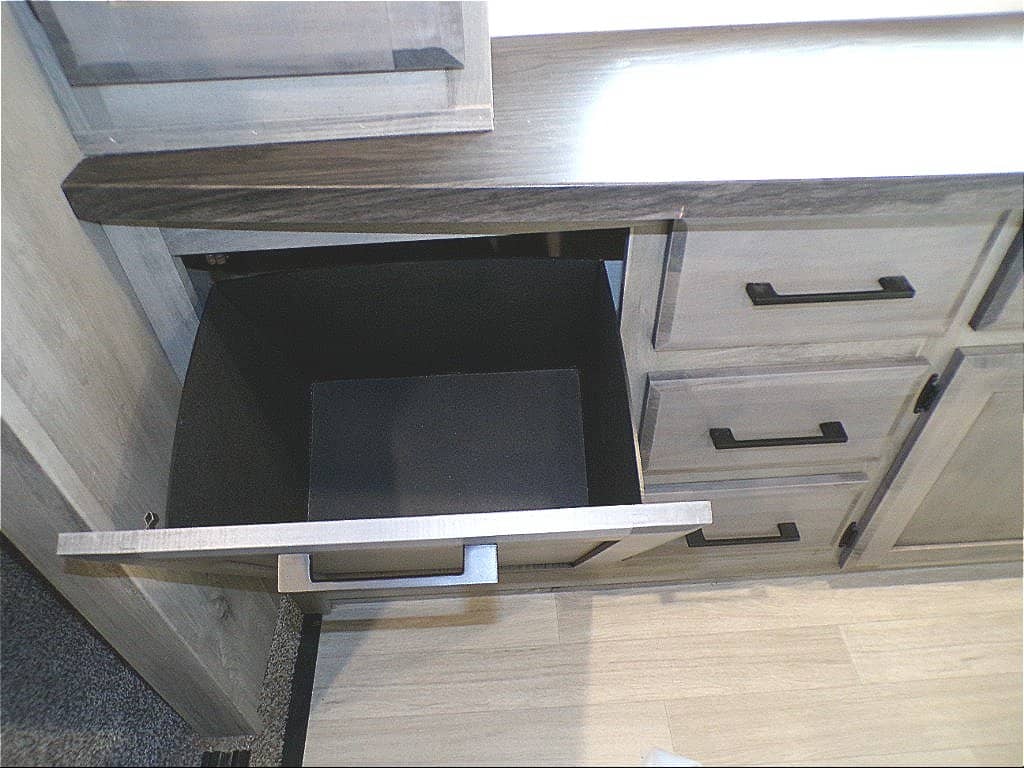 2023 Z  2023 Z  KZ RV Durango - thumbnail 57