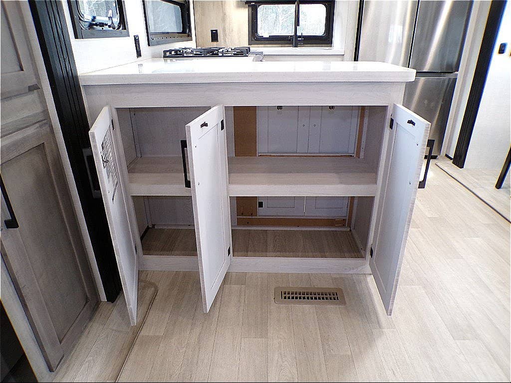 2023 Z  2023 Z  KZ RV Durango - thumbnail 34