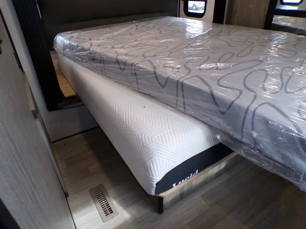 2023 Z  2023 Z  KZ RV Durango - thumbnail 49