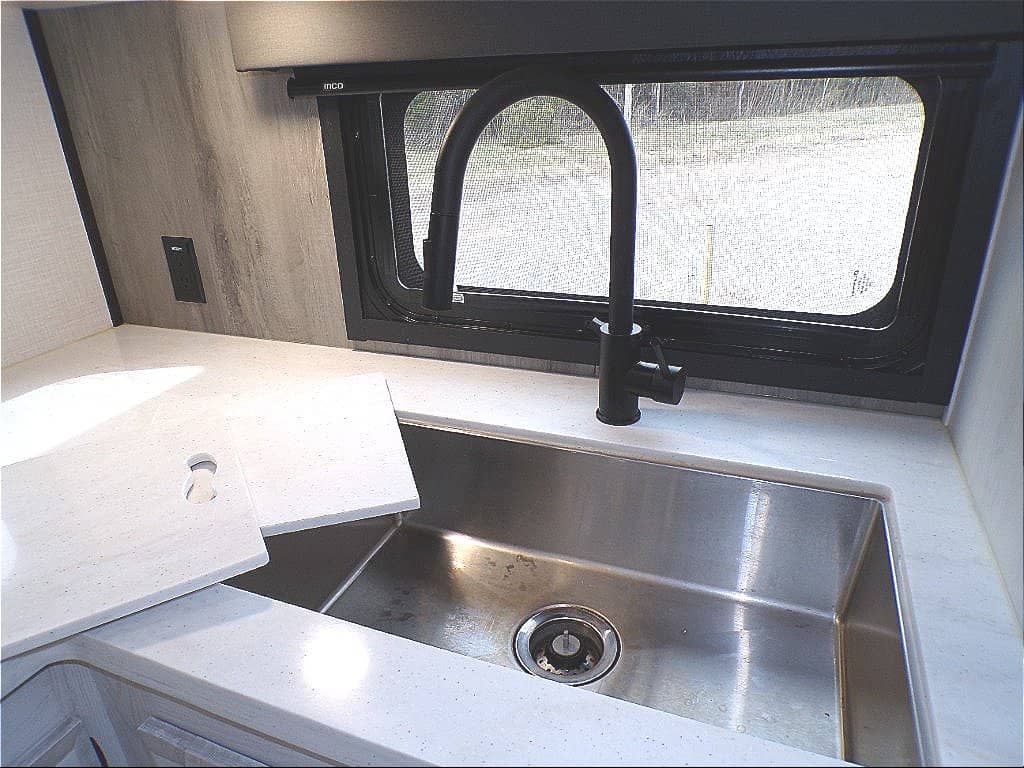 2023 Z  2023 Z  KZ RV Durango - thumbnail 40