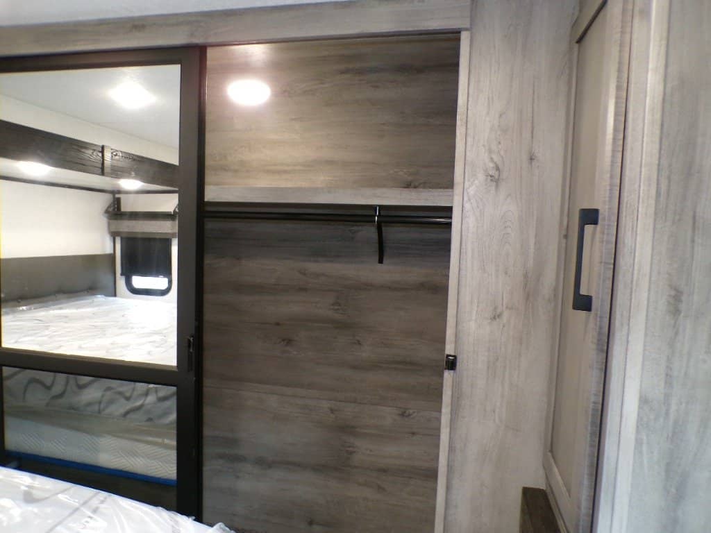 2023 Z  2023 Z  KZ RV Durango - thumbnail 53