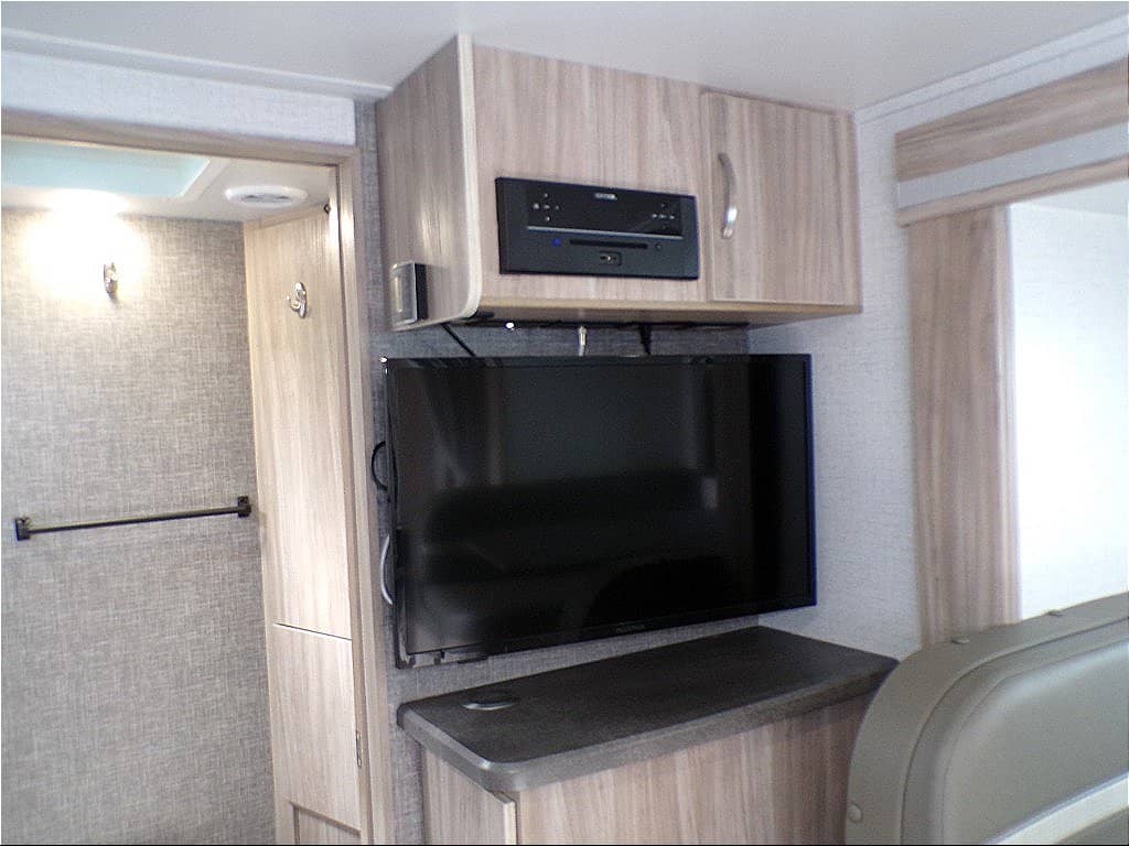 2022 Winnebago 2022 Winnebago Micro Minnie - thumbnail 18