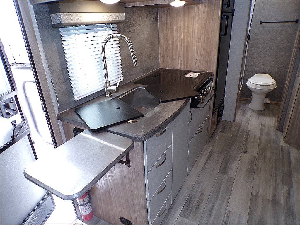 2022 Winnebago 2022 Winnebago Micro Minnie - thumbnail 25