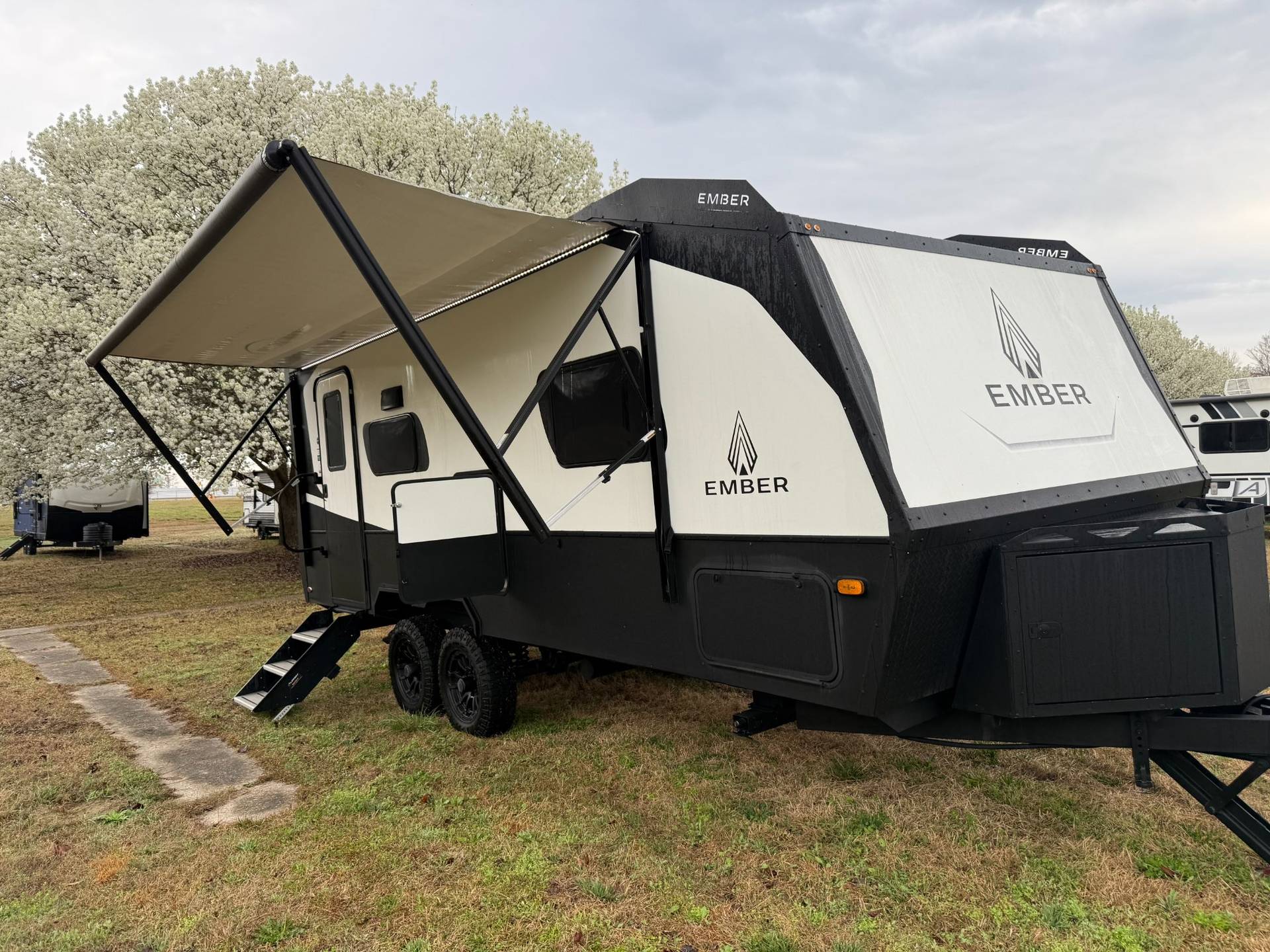 2023 Ember RV 2023 Ember RV Overland - thumbnail 1