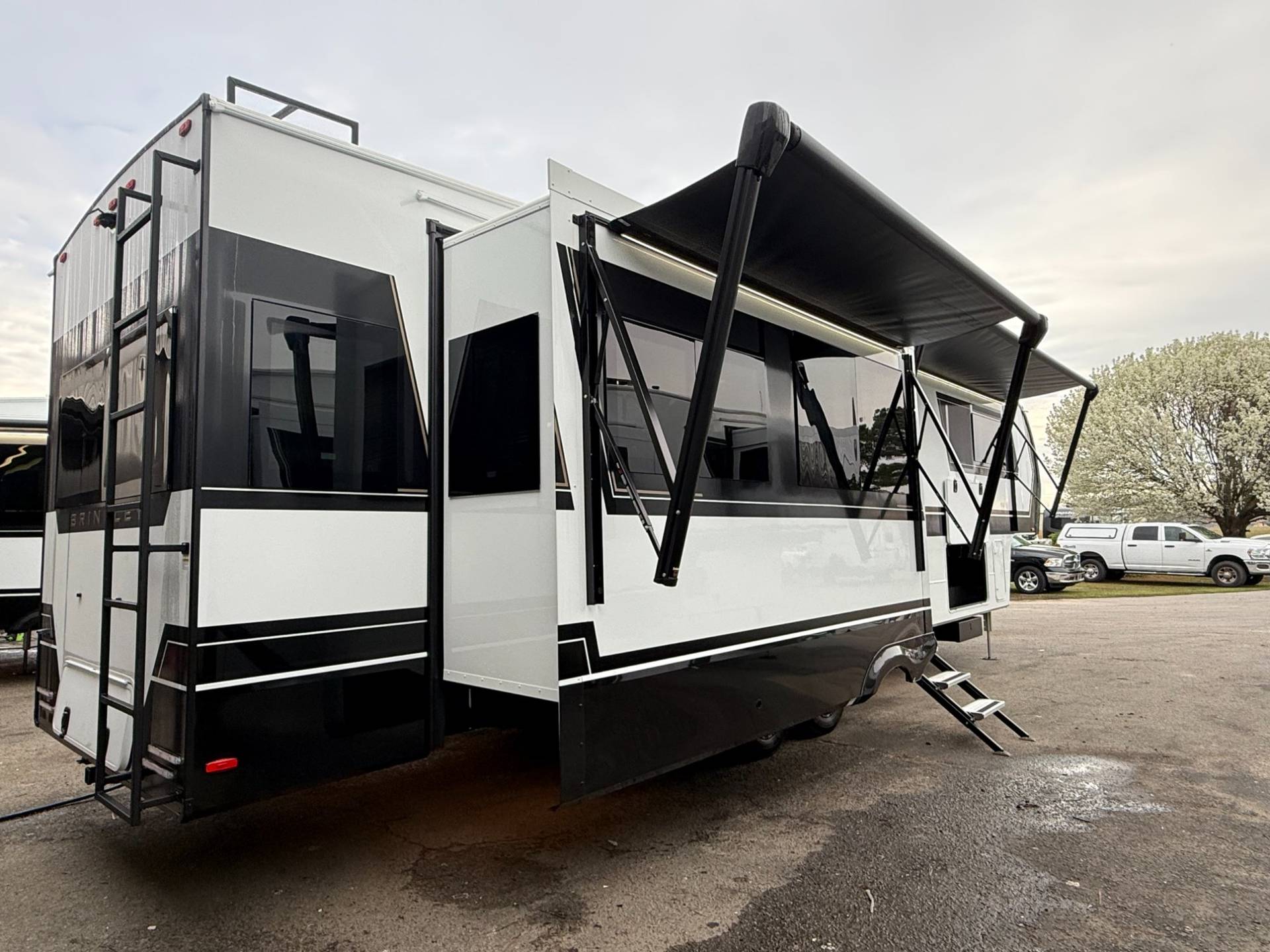 2026 Brinkley RV 2026 Brinkley RV Model Z - thumbnail 37