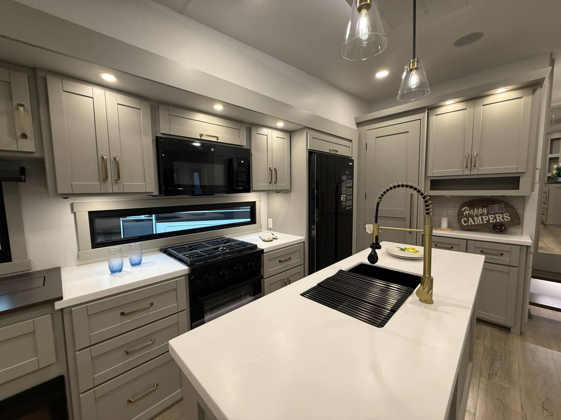 2026 Brinkley RV 2026 Brinkley RV Model Z - thumbnail 8