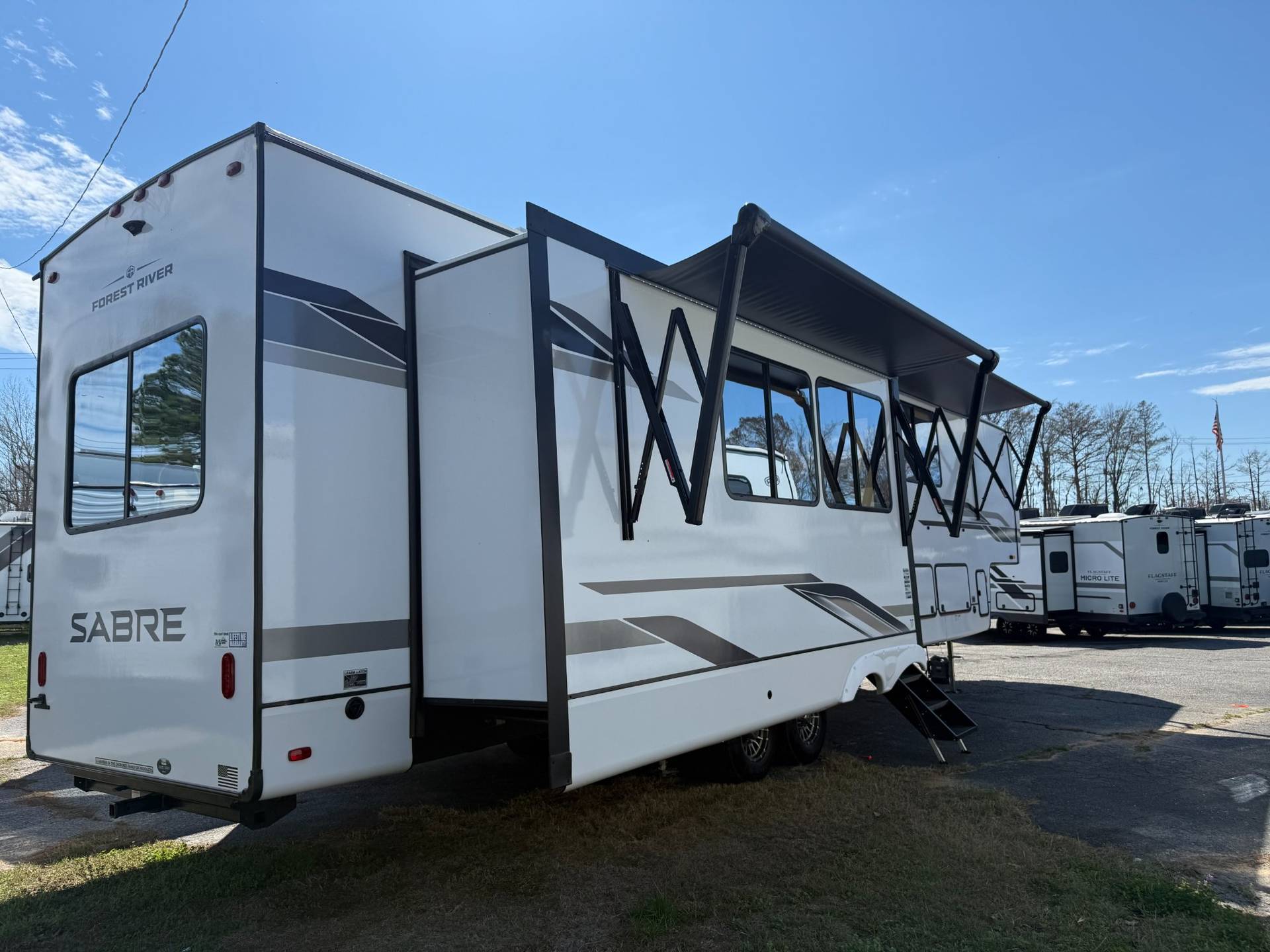 2026 Forest River 2026 Forest River Sabre - thumbnail 39