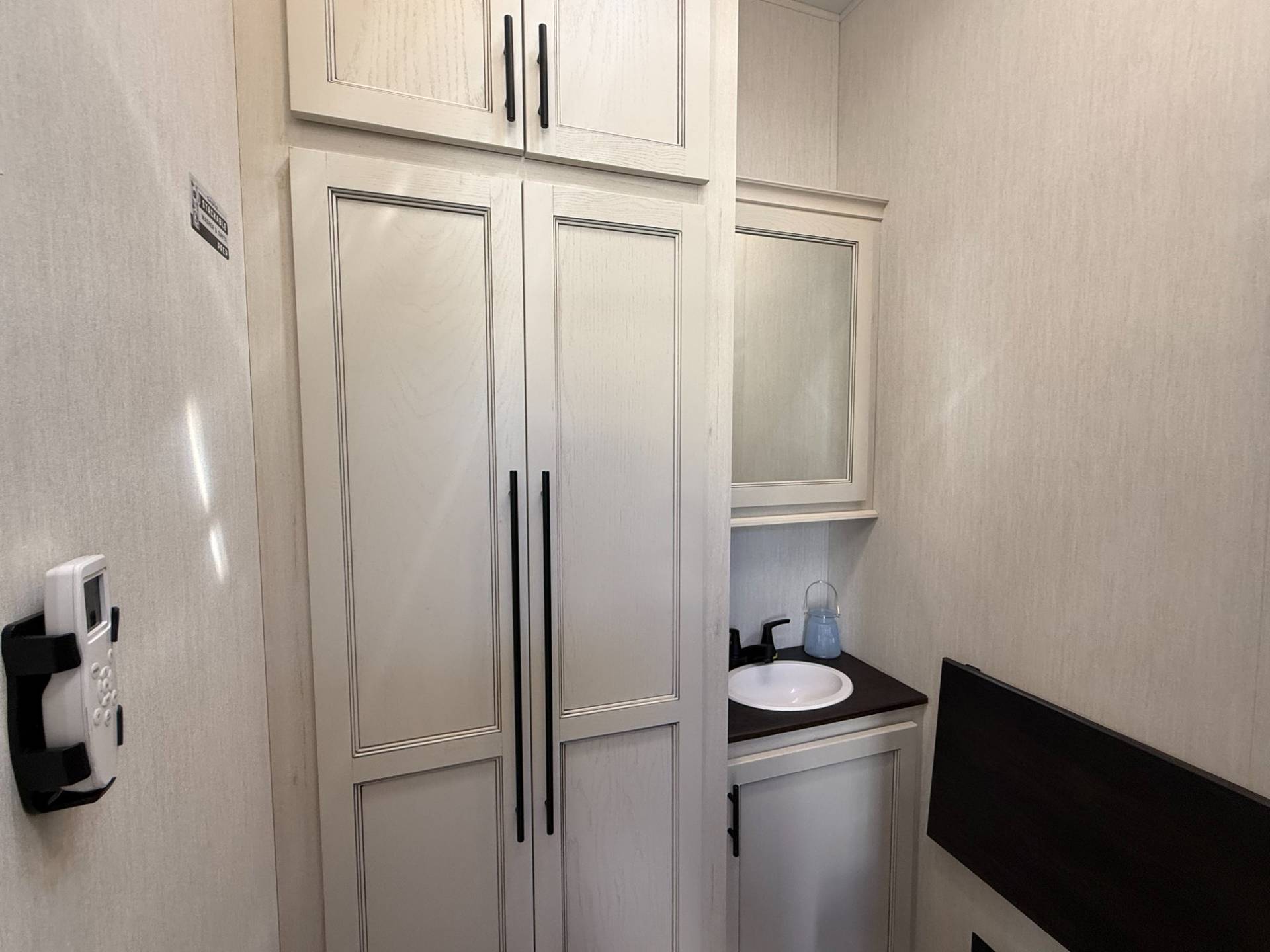 2026 Forest River 2026 Forest River Sabre - thumbnail 19