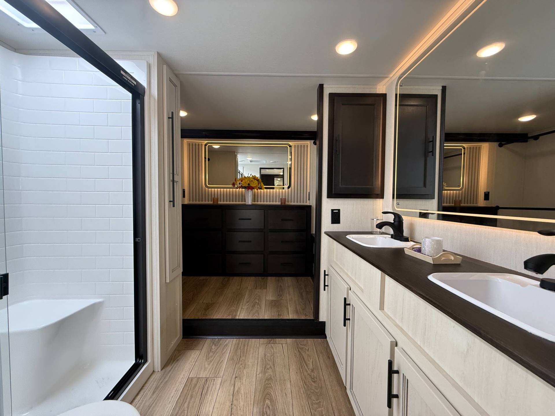 2026 Forest River 2026 Forest River Sabre - thumbnail 29