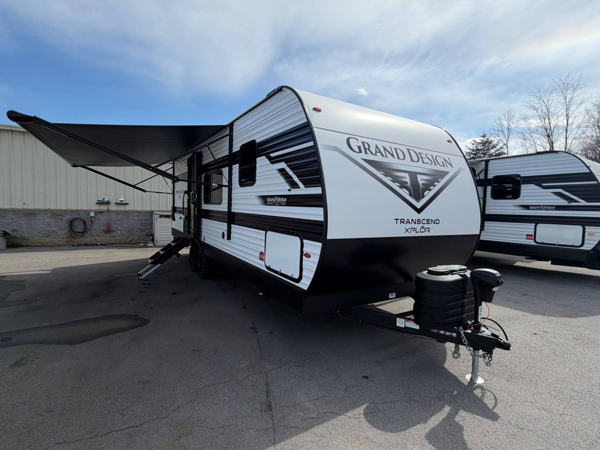 2026 Grand Design 2026 Grand Design Transcend - thumbnail 1