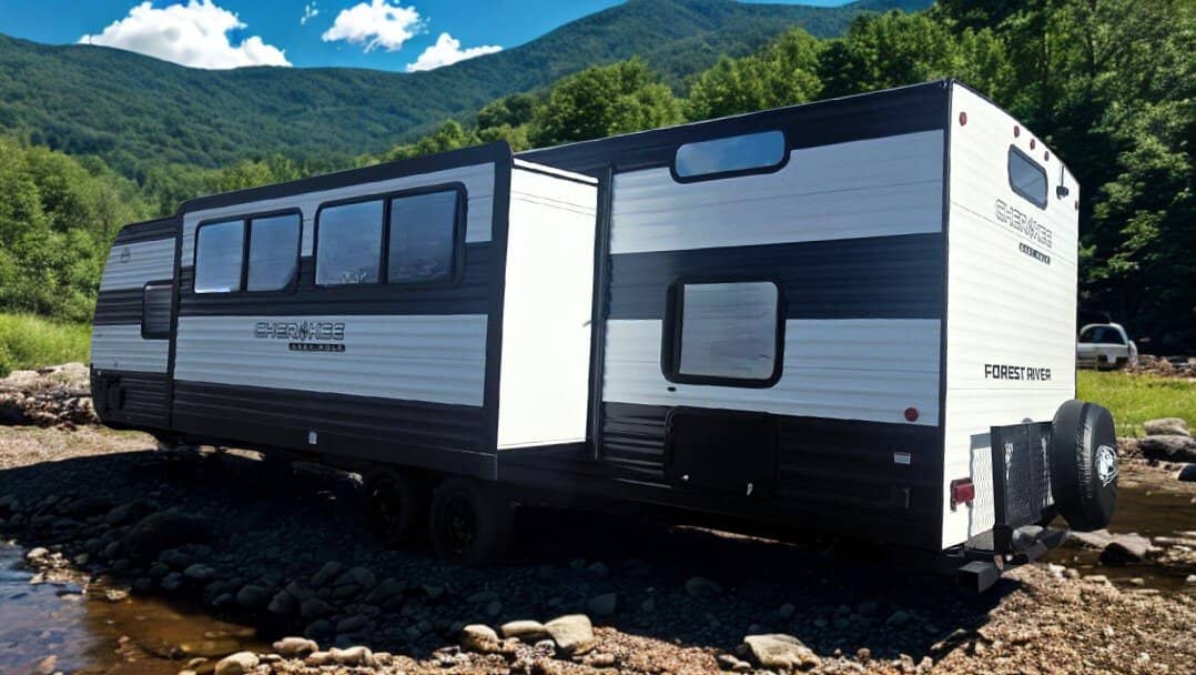 2026 Forest River 2026 Forest River Cherokee Grey Wolf - thumbnail 5