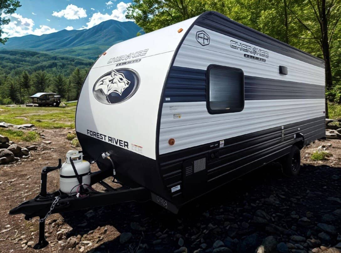 2026 Forest River 2026 Forest River Cherokee Wolf Pup - thumbnail 4