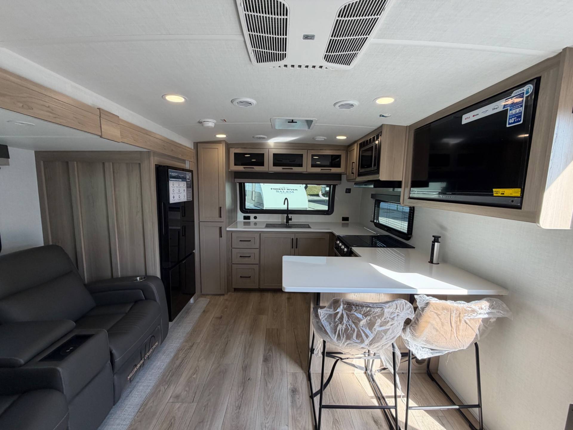 2026 Forest River 2026 Forest River Flagstaff E-Pro - thumbnail 3