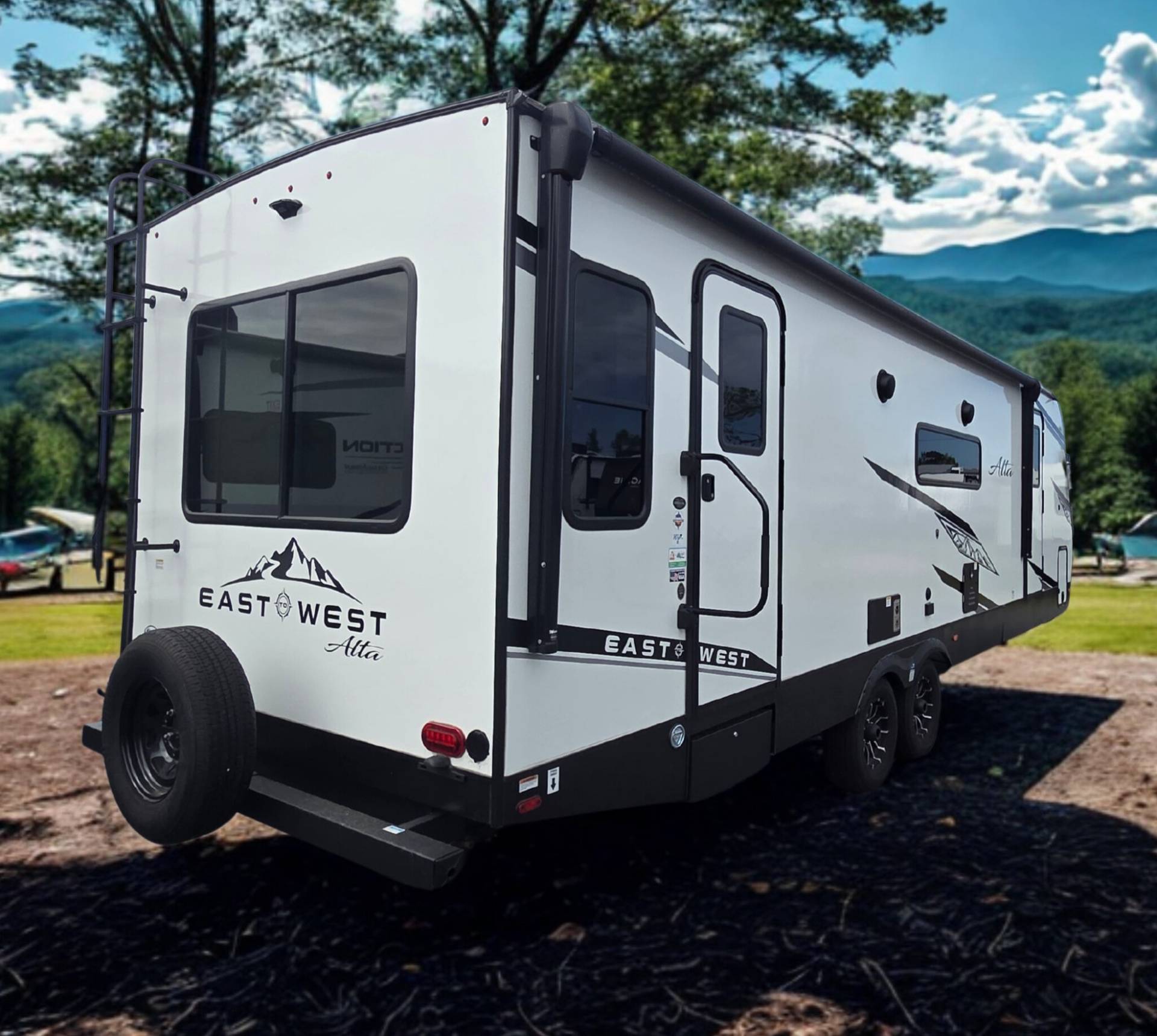 2024 East to West 2024 East to West Alta - thumbnail 4