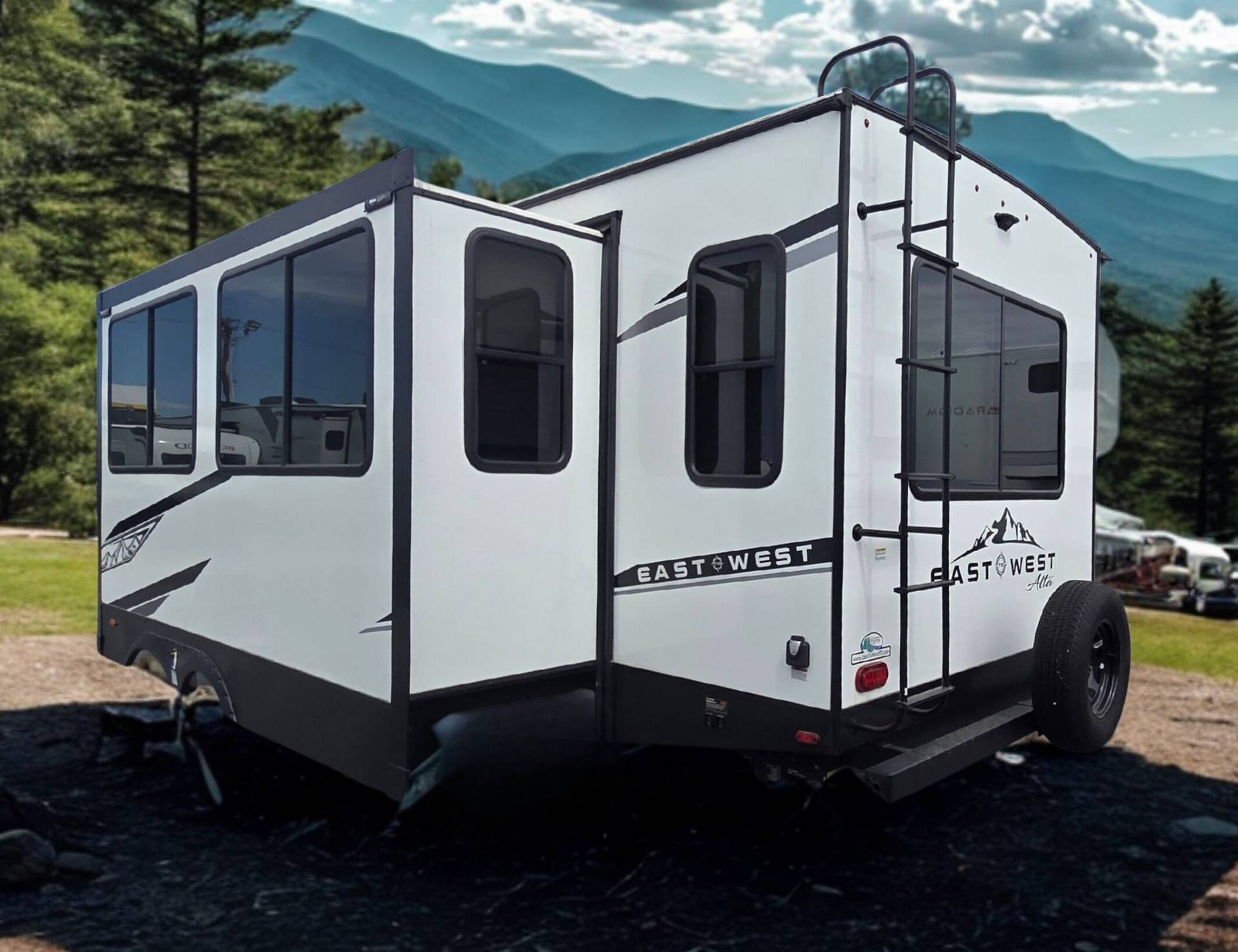 2024 East to West 2024 East to West Alta - thumbnail 6