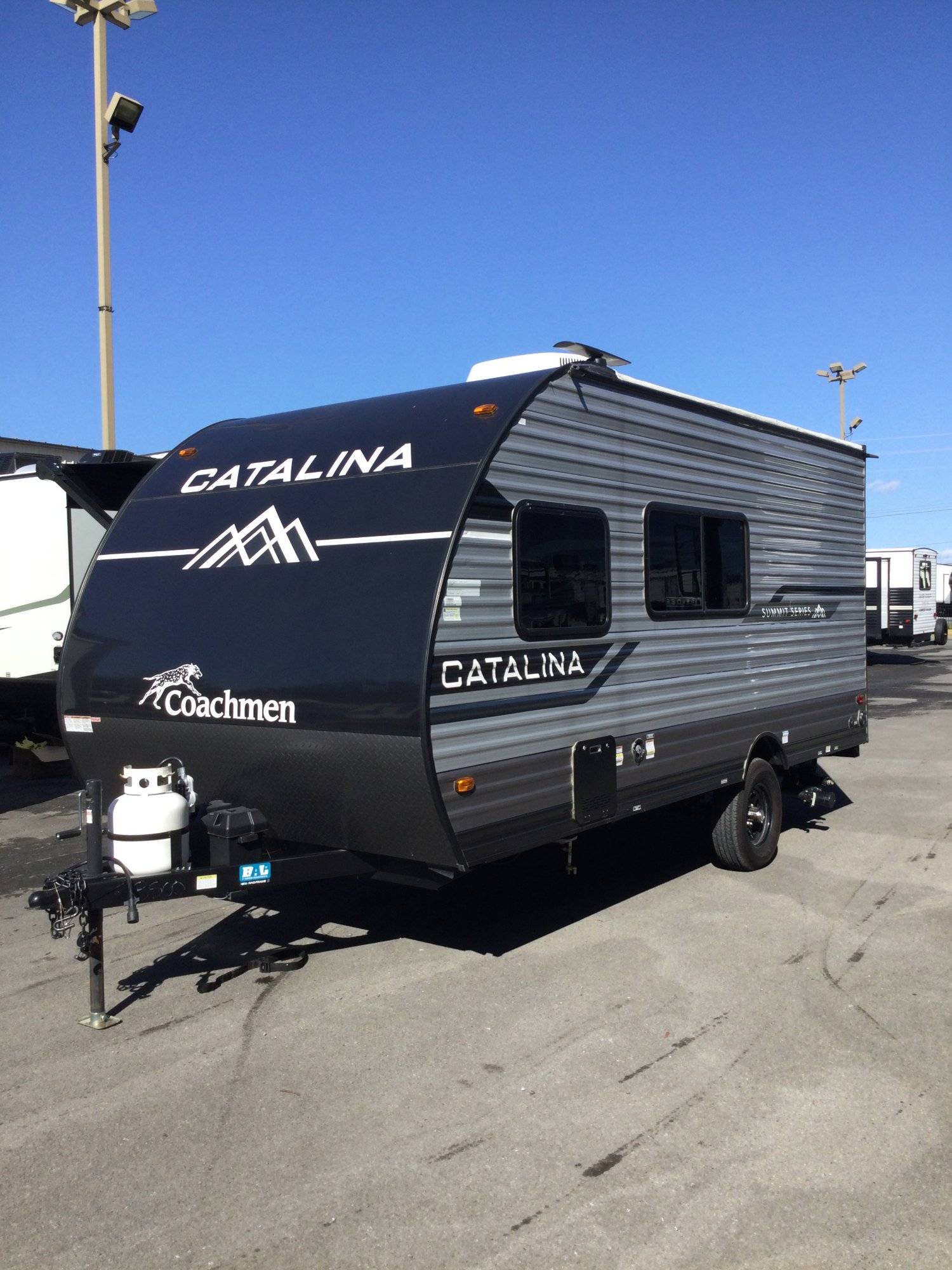 2024 Coachmen 2024 Coachmen Catalina Summit Series 7 - thumbnail 5