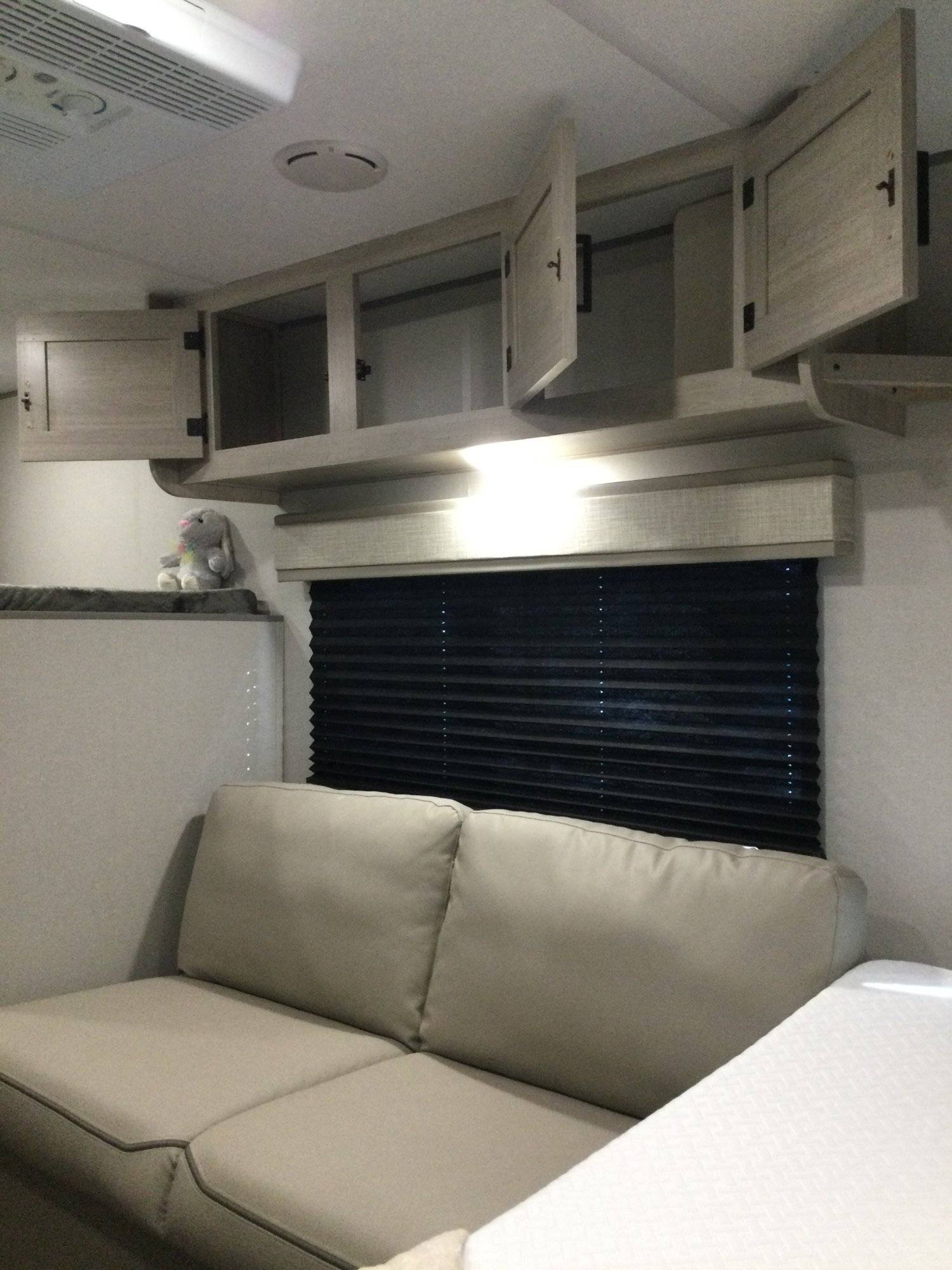 2024 Coachmen 2024 Coachmen Catalina Summit Series 7 - thumbnail 13