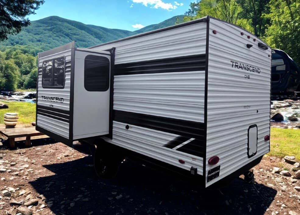 2026 Grand Design 2026 Grand Design Transcend - thumbnail 5