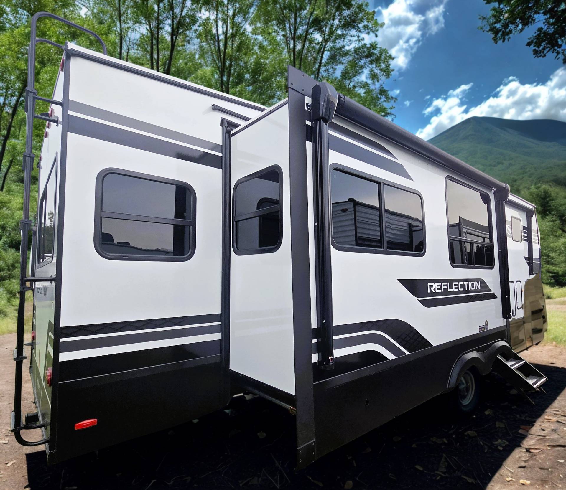 2026 Grand Design 2026 Grand Design Reflection - thumbnail 3