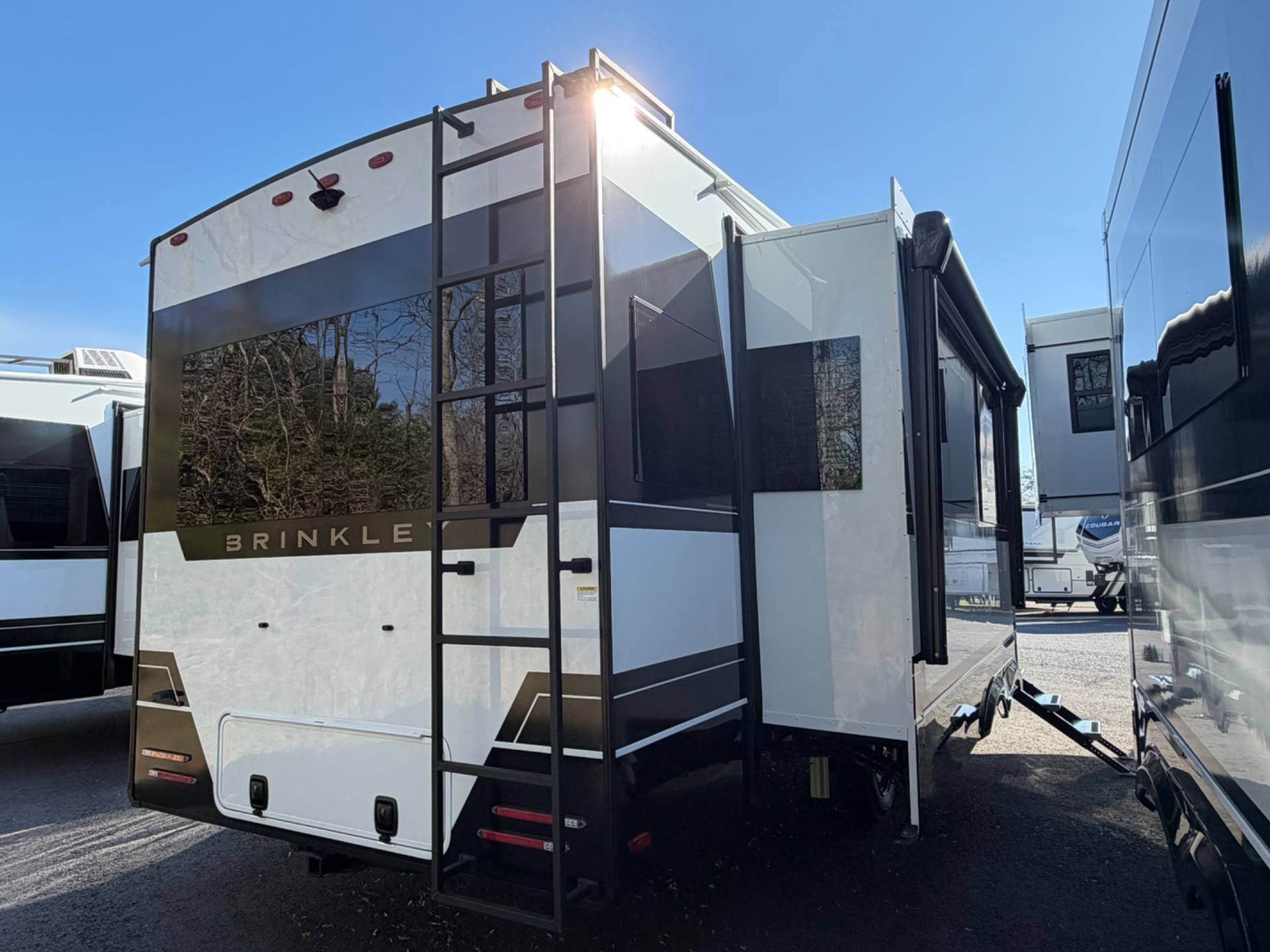 2026 Brinkley RV 2026 Brinkley RV Model Z - thumbnail 5