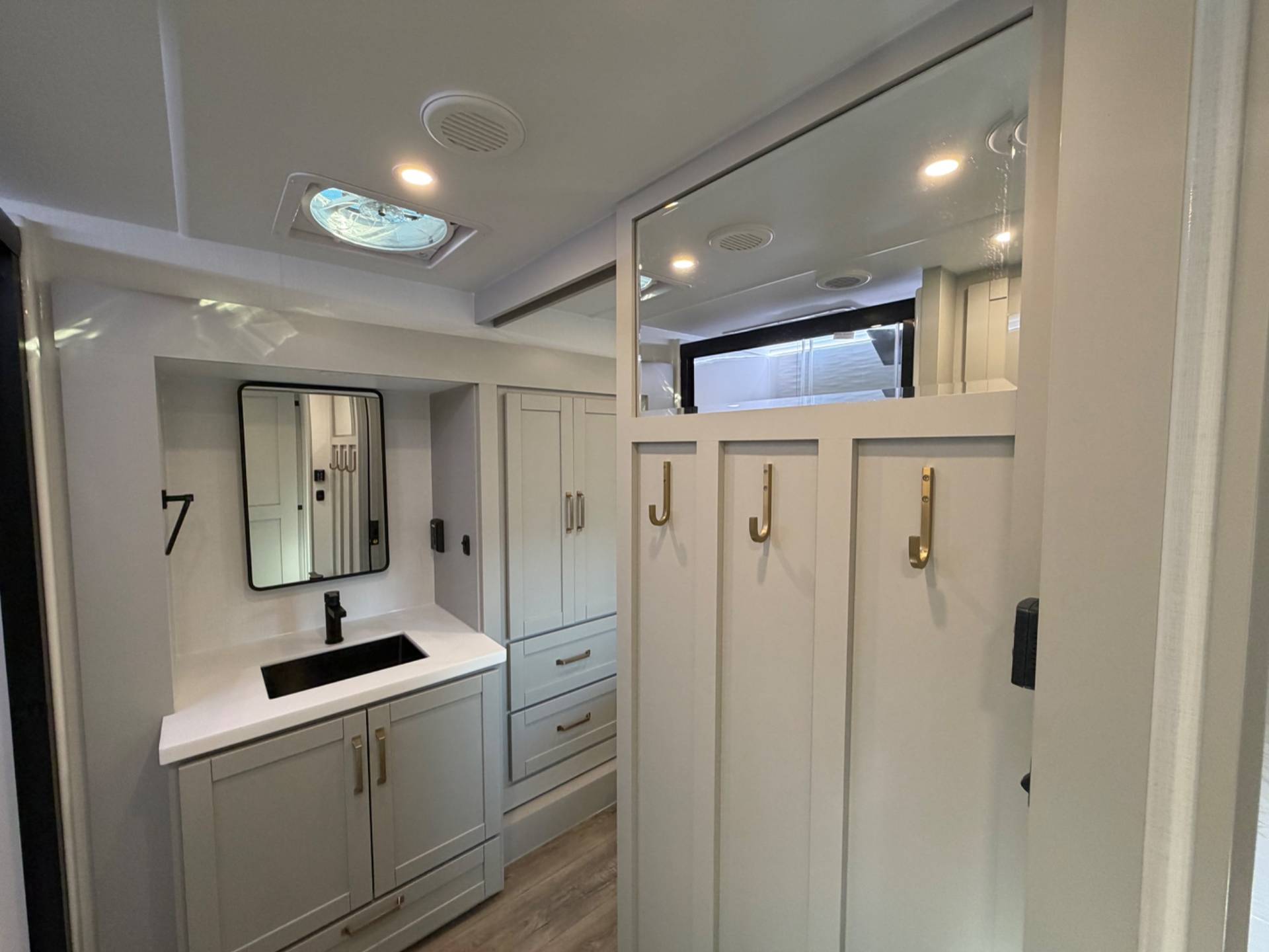 2026 Brinkley RV 2026 Brinkley RV Model Z - thumbnail 16