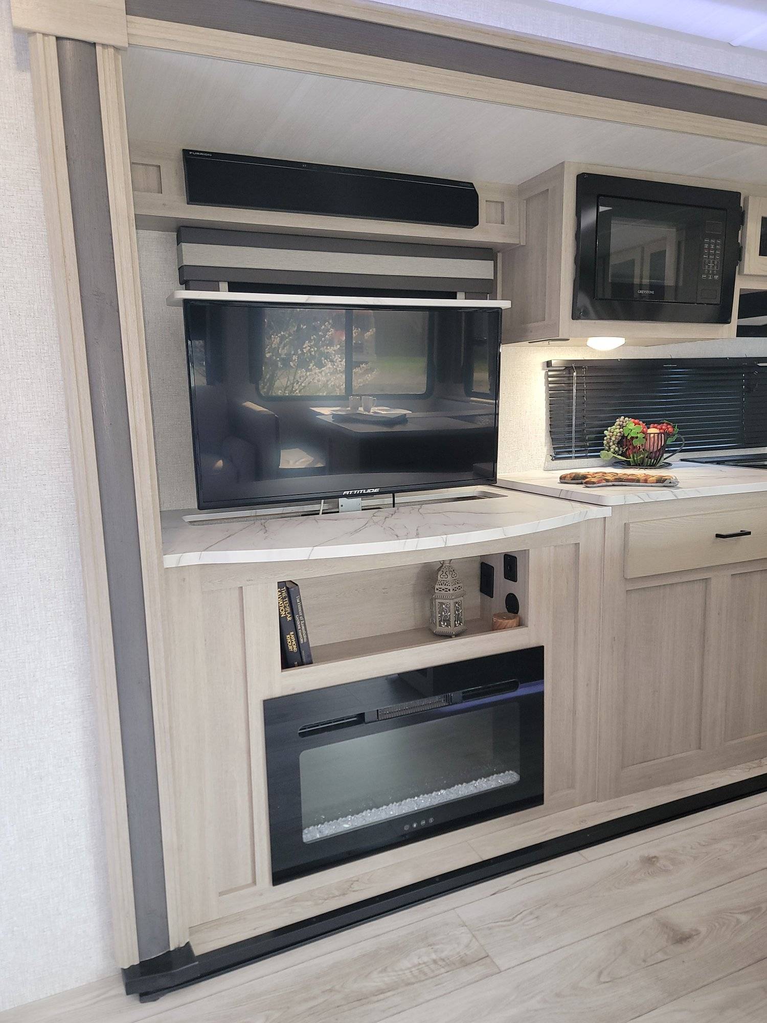 2024 East to West 2024 East to West Alta - thumbnail 17