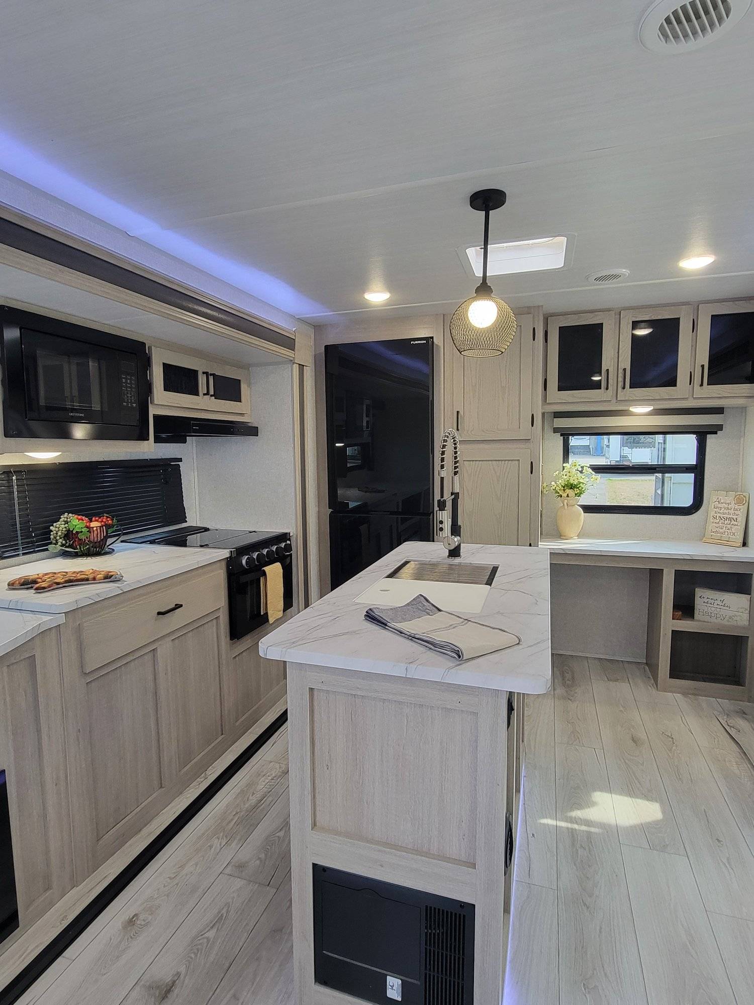 2024 East to West 2024 East to West Alta - thumbnail 22