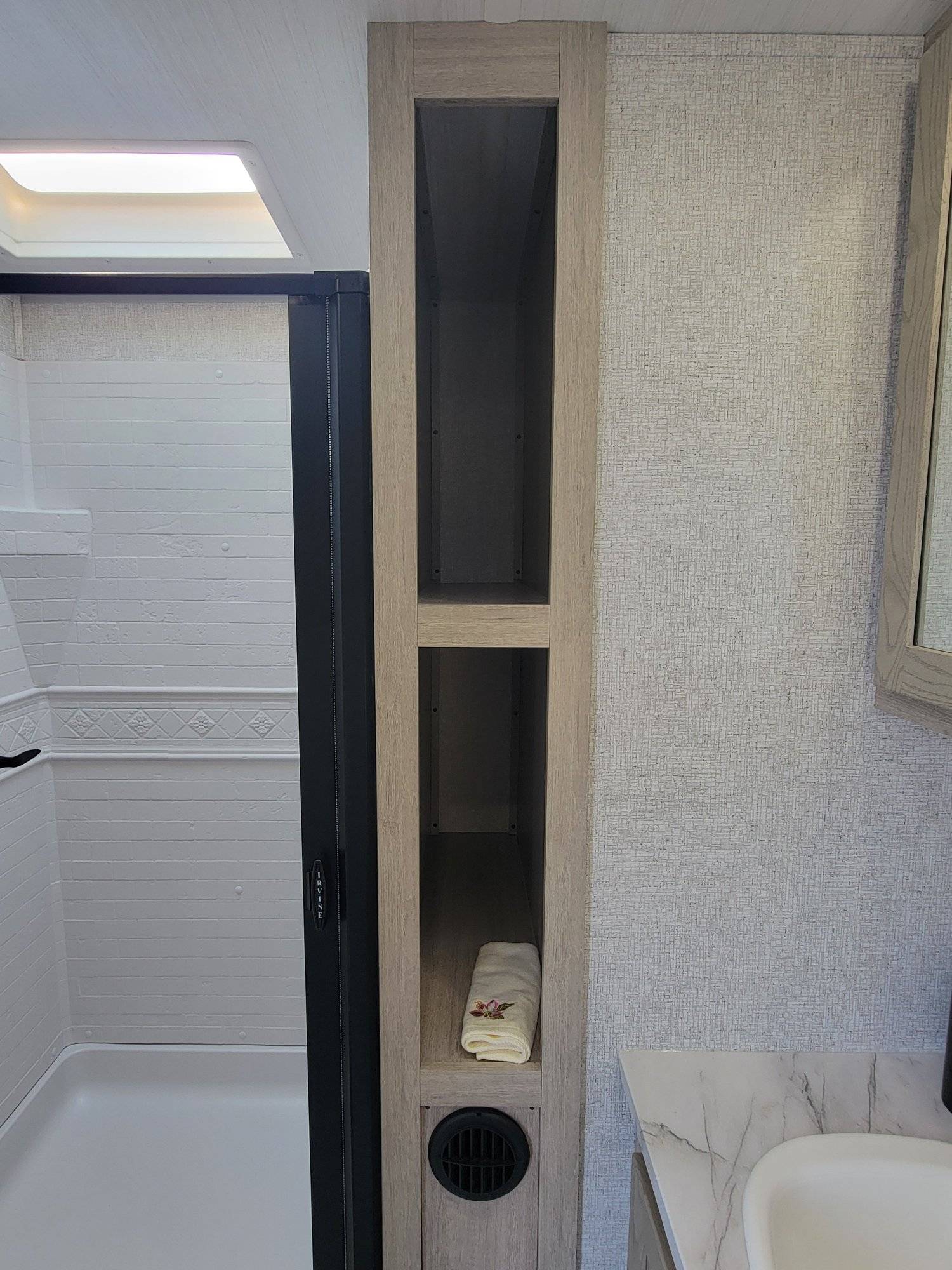 2024 East to West 2024 East to West Alta - thumbnail 42