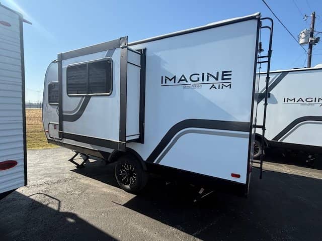 2026 Grand Design 2026 Grand Design Imagine AIM - thumbnail 3