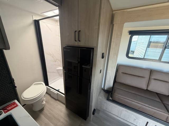 2026 Grand Design 2026 Grand Design Imagine AIM - thumbnail 9