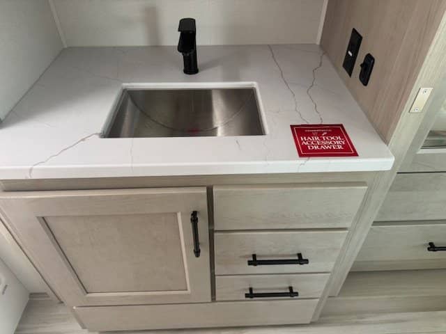 2026 Grand Design 2026 Grand Design Influence - thumbnail 11