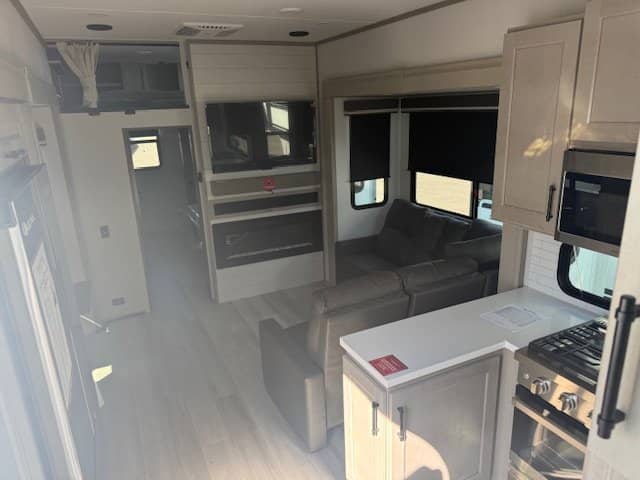 2026 Grand Design 2026 Grand Design Influence - thumbnail 12