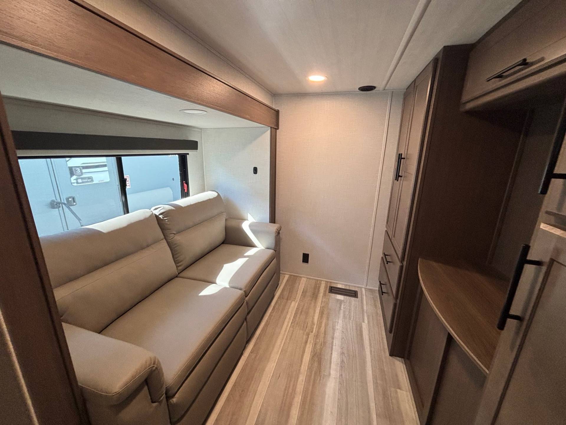 2026 Keystone RV 2026 Keystone RV Keystone Cougar - thumbnail 22