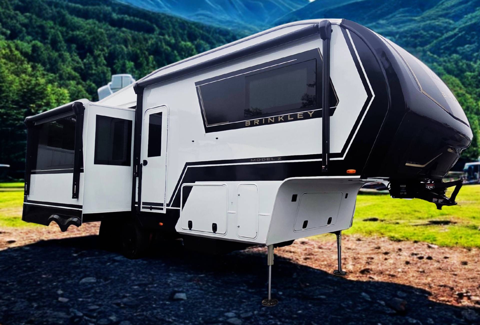 2026 Brinkley RV 2026 Brinkley RV Model Z - thumbnail 1