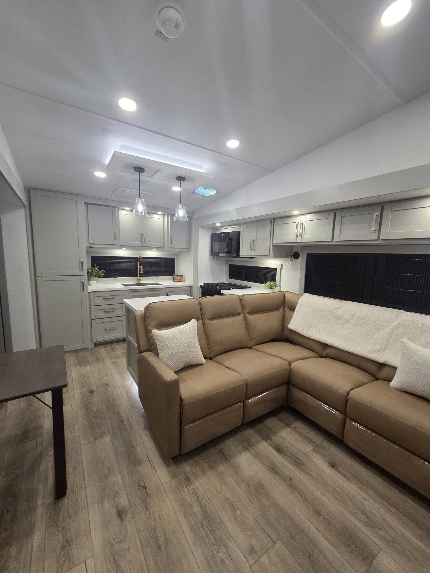 2026 Brinkley RV 2026 Brinkley RV Model Z - thumbnail 6