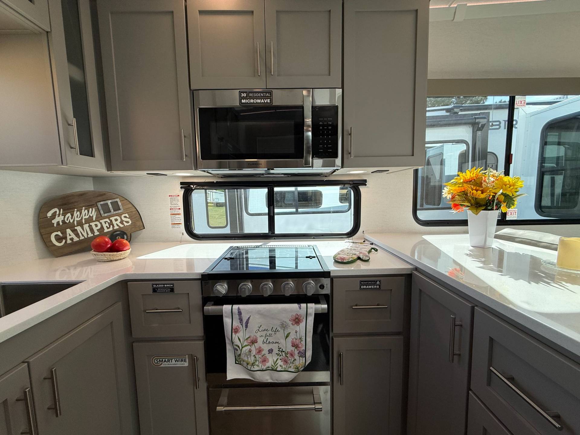 2026 Alliance RV 2026 Alliance RV Avenue - thumbnail 8